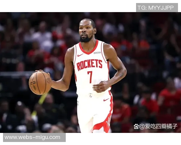 快船与火箭首战激烈对决球迷期待精彩瞬间与战术较量